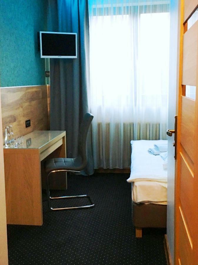A&P Motel Mikolów Exterior foto